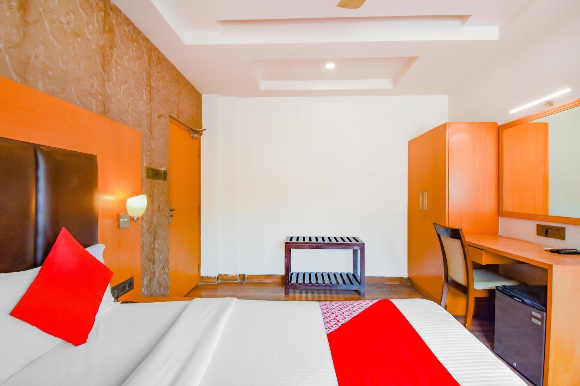 Super Oyo Krishna Guest House Kolkata Exterior photo